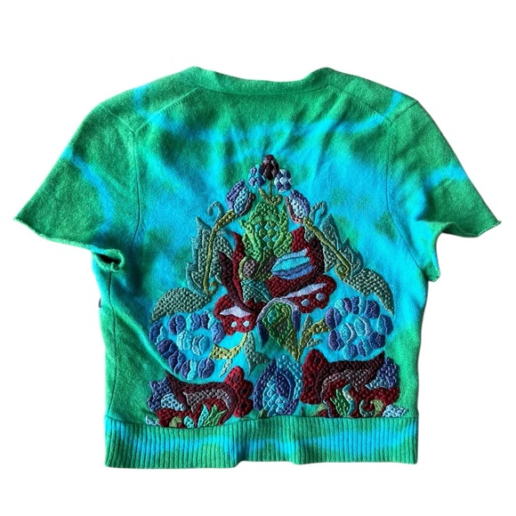 Cake Couture Embroidered Top size Small - Picture 2 of 6